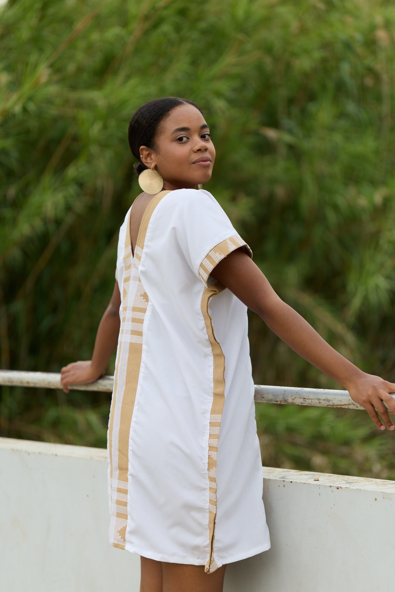 Savannah Kaftan in beige and white Asooke cotton, back view